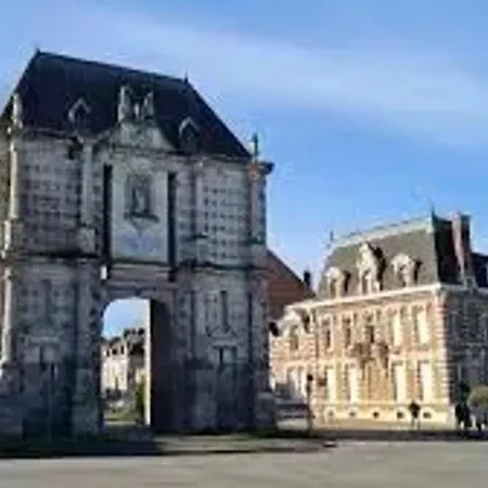 Maison Spacieuse A Avec Jardin
