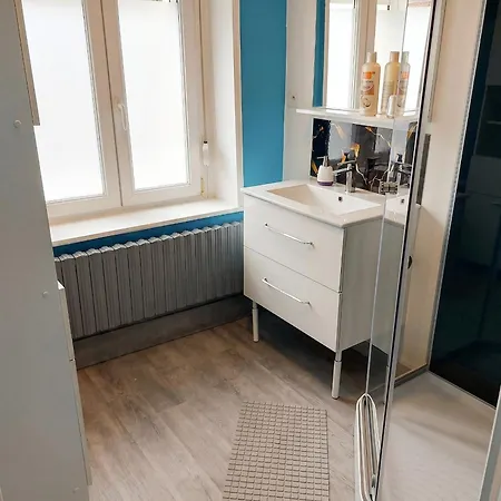 Maison Spacieuse A Avec Jardin