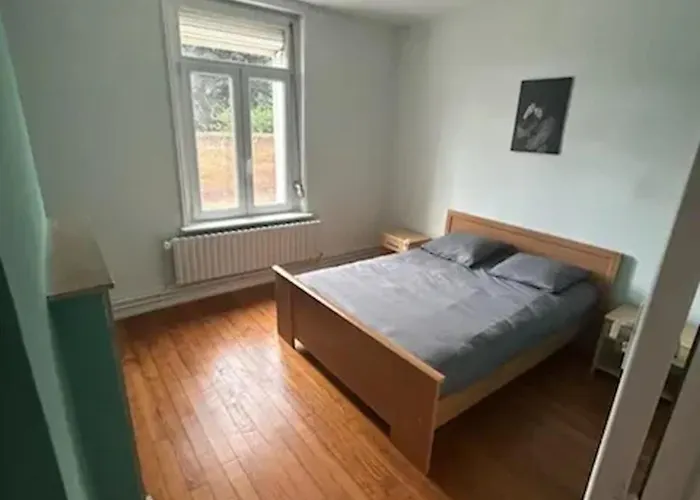 Casa vacanze Maison Spacieuse à Avec Jardin Thun-Saint-Martin