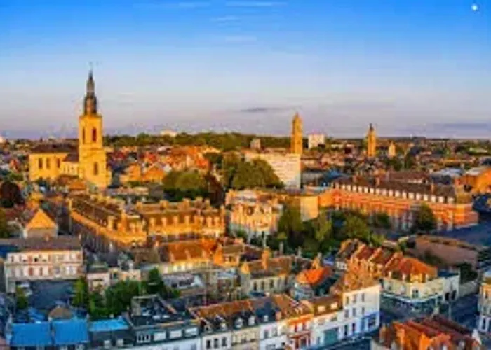 Casa vacanze Maison Spacieuse à Avec Jardin